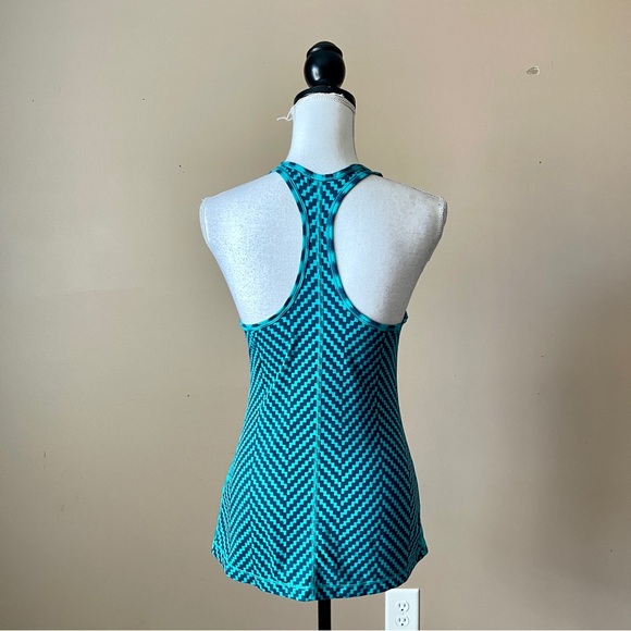 NIKE | Geometric Print Racerback Running Tank Top Sz M - Picture 5 of 6